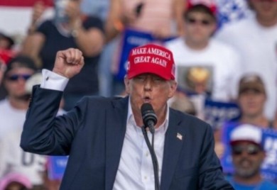 Tramp o Harisovoj: Ona je još gora od Bajdena