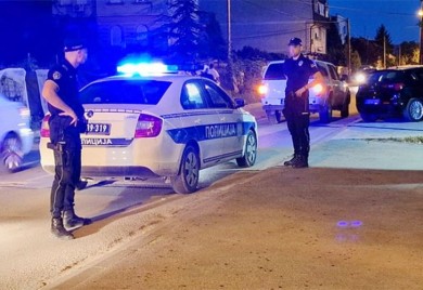 Saslušani svjedoci pokušaja ubistva maloljetnika u Beogradu: Prvo su sjevale pesnice, baklja, pa nož