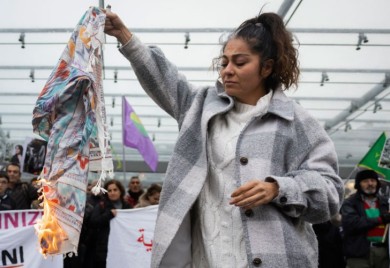 RAISI: Protesti šire neprihvatljiv haos