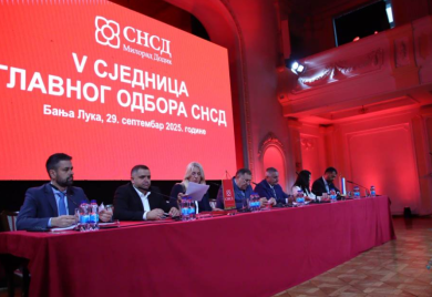 Počela sjednica Glavnog odbora SNSD-a: Odlučuje se o referendumu i izborima