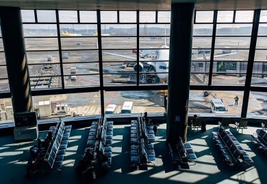 Pucnjava i talačka kriza: Opsadno stanje na moldavskom aerodromu (VIDEO)