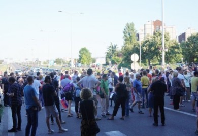 Završena blokada autoputa kod beogradskog Sava centra u okviru protesta dijela opozicije