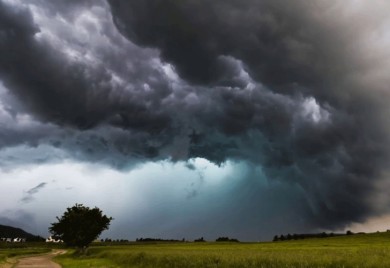 Narandžasto upozorenje na pljuskove i jak vjetar