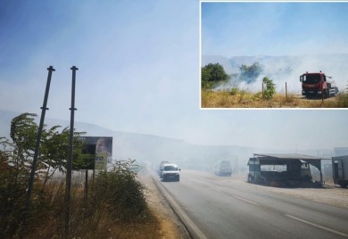 Veliki požar u Mostaru: Ugroženi brojni objekti, radnici firmi pomažu vatrogascima