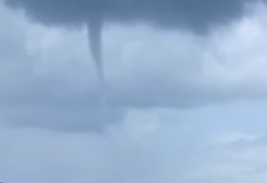 Nevrijeme, kiša i pijavice u Splitu i široj okolini (VIDEO)