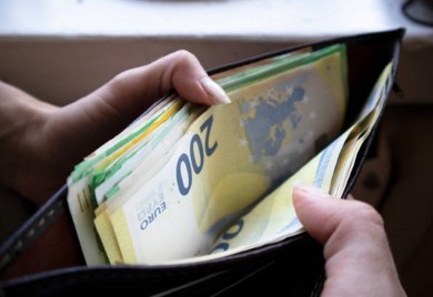 Zbog niske finansijske pismenosti domaćinstva gube do 4740 evra