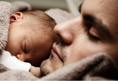 HRVATSKA: Oko 1400 očeva koristilo plaćeno porodiljsko odsustvo u avgustu