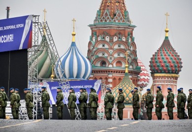 Putin u Kremlju; Potpisivanje sporazuma o ujedinjenju