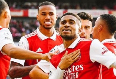 Arsenal pregazio "Šumare" i posvetio trijumf izbodenom igraču