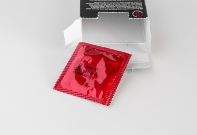 HIV-om inficirano 400 ljudi u Crnoj Gori