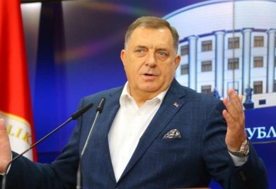 „Mi nismo mafijaška porodica, nikada nismo bili siromašni“ Dodik o sankcijama, odnosu sa Vučićem i može li SNSD bez njega