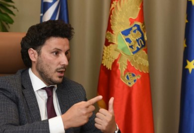 Ništa nije isključeno! Abazović: Moguće raspisivanje izbora 20. januara