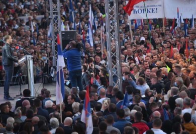 U redu za proteste studenti, radnici, demobilisani borci
