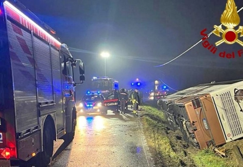 Autobus sa turistima iz BiH se prevrnuo kod Venecije