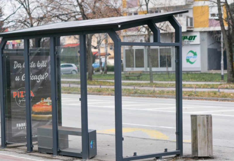 Apel da se ne lijepe plakati na nova autobuska stajališta