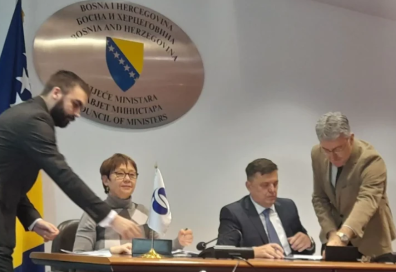 Zadužili smo se još za 25 miliona eura