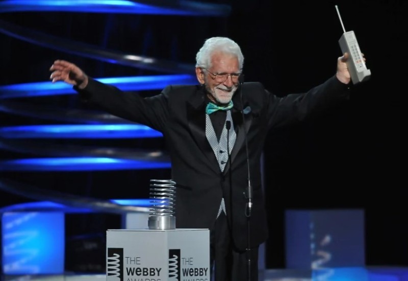 "Otac mobilnog telefona": Ovaj uređaj će biti ispod ljudske kože