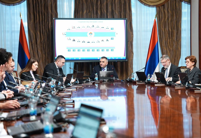 Povećane plate i Savi Miniću, ministrima i direktorima: Evo za koliko