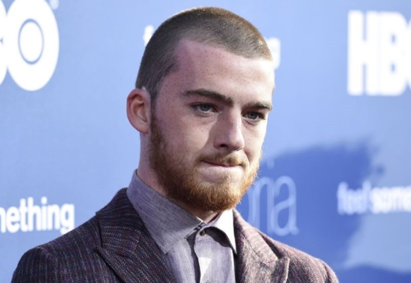 Gubitak oca ga dotukao: Preminuo dvadesetpetogodišnji glumac Angus Klaud