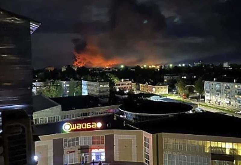 Ukrajina napala Rusiju kao nikad prije, lansirane stotine dronova, gori oko Moskve