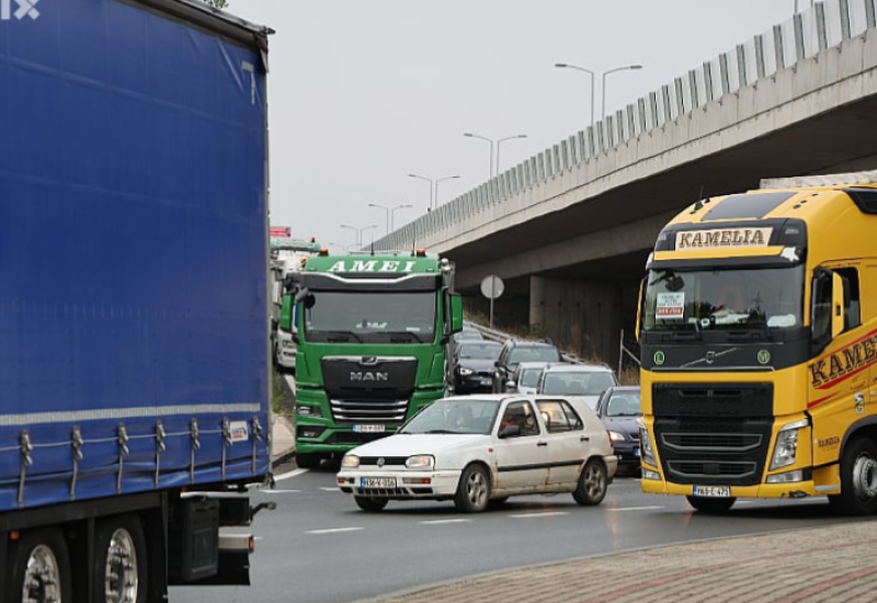 Protest prevoznika od rijeke Une do Drine, od Save do mora: Kamiondžije traže ispunjenje zahtjeva