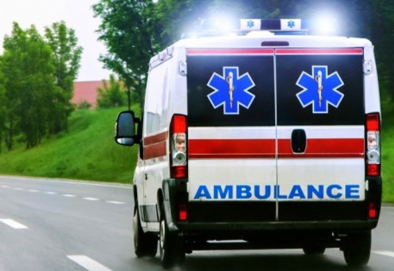 Tinejdžer teško povrijeđen u udesu sa automobilom