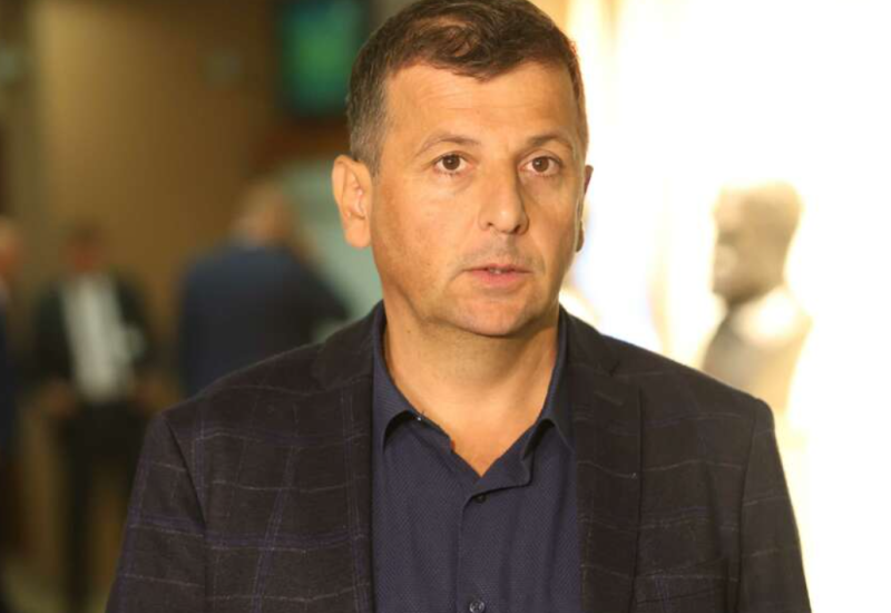 Vukanović objavio da je Kresojeviću Grad uplatio novogodišnji poklon od 12.000 KM