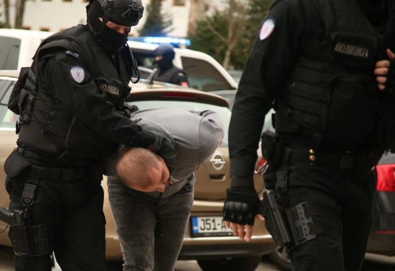 Privedeno nekoliko policajaca zbog slučaja "Dženan Memić"