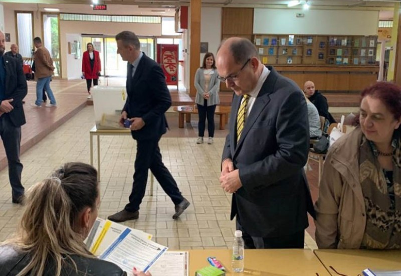 Šmit obišao biračka mjesta