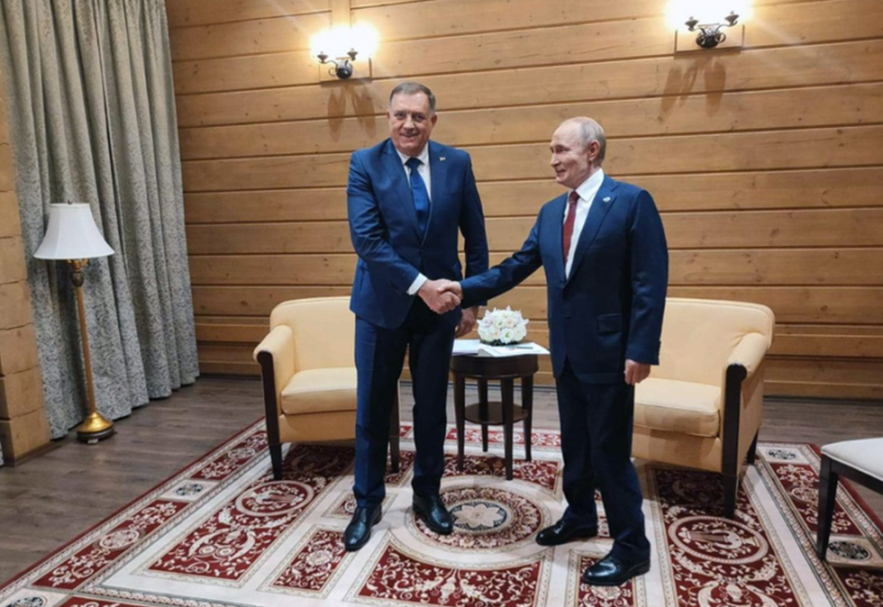 Putin čestitao Dan srpskog jedinstva, Dodik: Želimo da Rusija napreduje