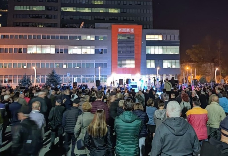 Opozicija održala protest ispred RTRS-a
