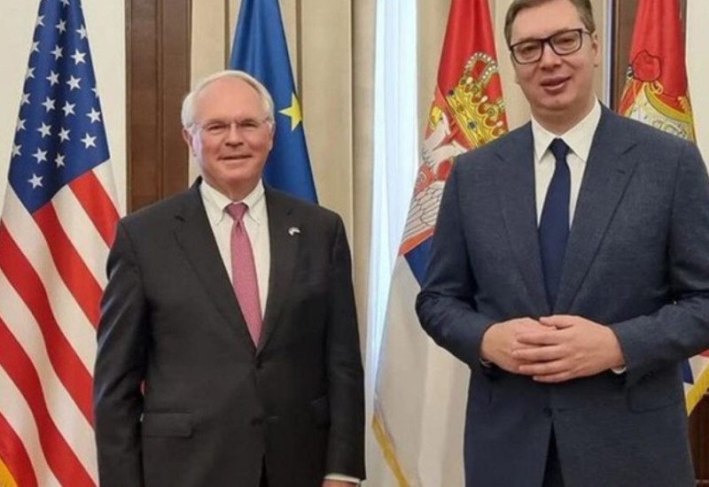 Vučić sa Hilom: Beograd ostaje dosljedan u traženju održivog rješenja za KiM