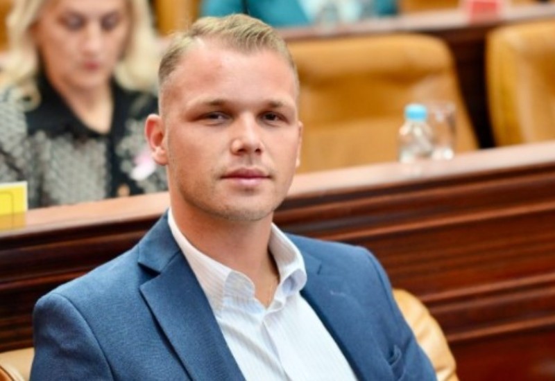 Stanivuković za krivičnu prijavu zbog milionskog kredita optužio Đajića