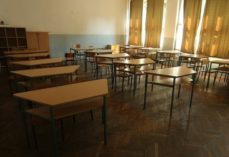 DRAMA U PRIJEDORU Učenik u školu donio bombu