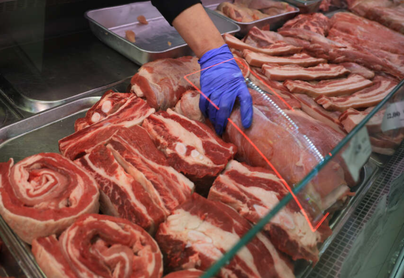 „Što u Evropi bacaju, mi jedemo“ Domaću GOVEDINU I SVINJETINU NIKO NEĆE, pa meso uvozimo i iz ove 3 DALEKE ZEMLJE