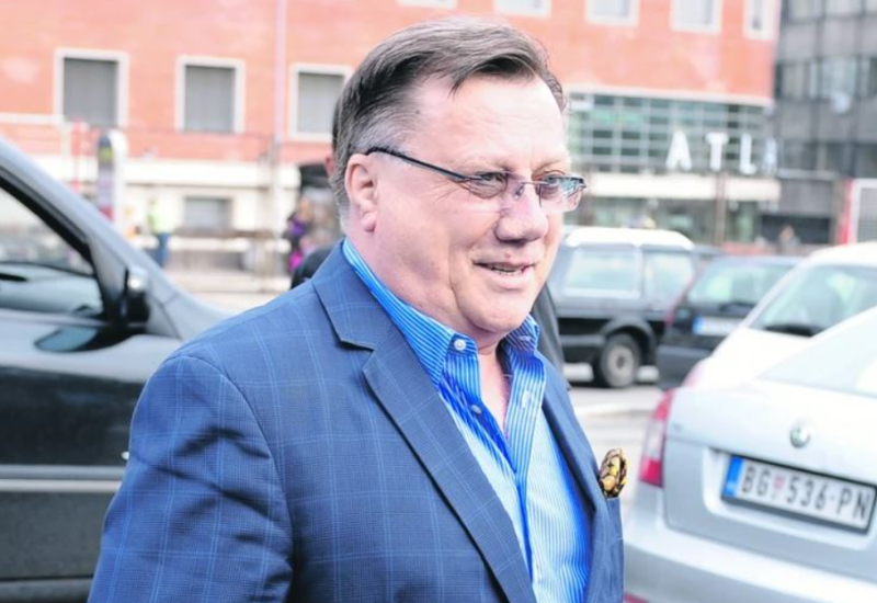 EMOTIVNA OBJAVA NA STRANICI HALIDA BEŠLIĆA Pjevač prebačen na onkologiju, a zbog ovoga mnogi plaču