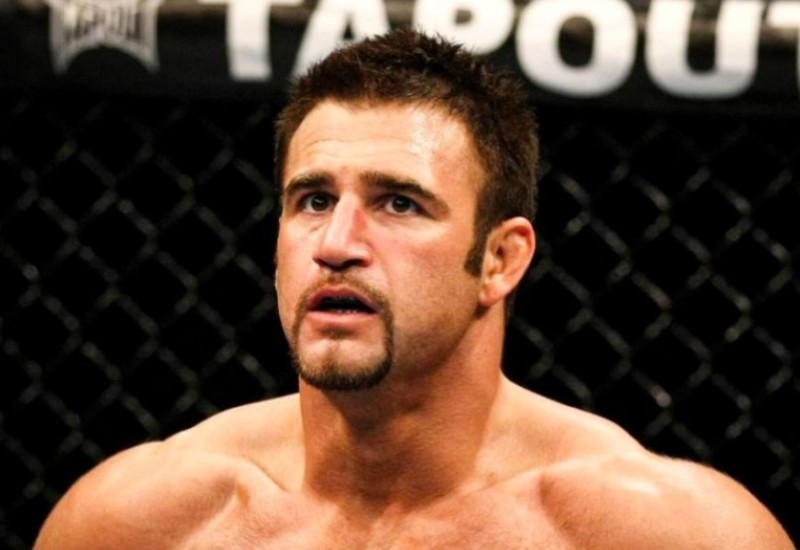 Bivši MMA borac nasmrt pretukao djevojku, preminula kroz par minuta