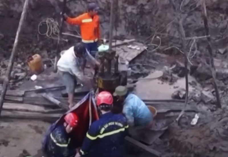 Preminuo dječak koji je četiri dana bio zaglavljen u betonskom stubu