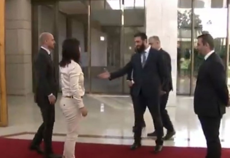 Oglasila se Berbok o skandalu u Siriji (VIDEO)