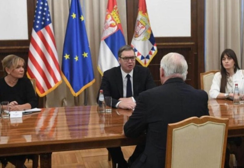 Glavna tema sankcije NIS-u: Vučić sa američkim ambasadorom Hilom