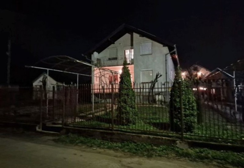 Muk u Petrovaradinu: Ostavljena kolica i veš na štriku svjedoče o životima kojih više nema