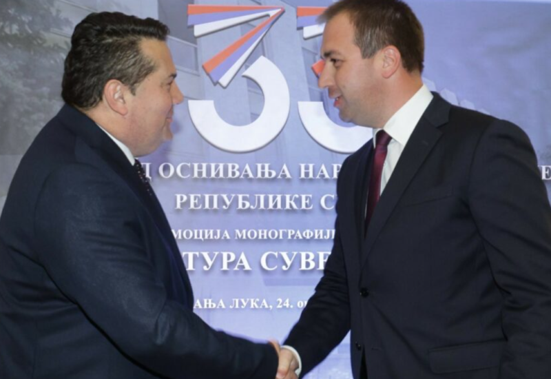 Selak se pohvalio političkim uzletom, Stevandić podivljao i nazvao ga "majmunom"