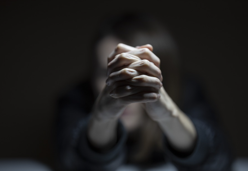 TINEJDŽERKU (14) SILOVALI MALOLJETNICI: Upoznavanjem preko TikToka djevojčica otvorila vrata pakla