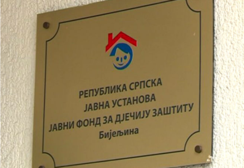 Novčana podrška trojkama u Šamcu