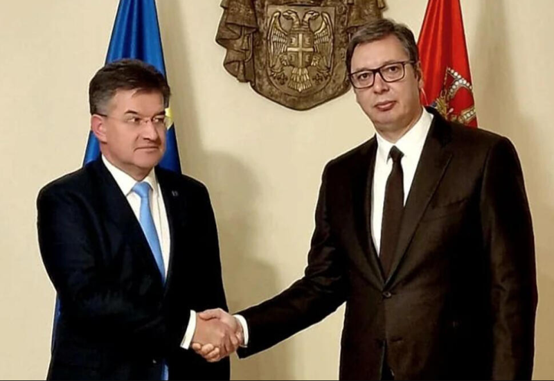 Vučić se sastao sa Lajčakom