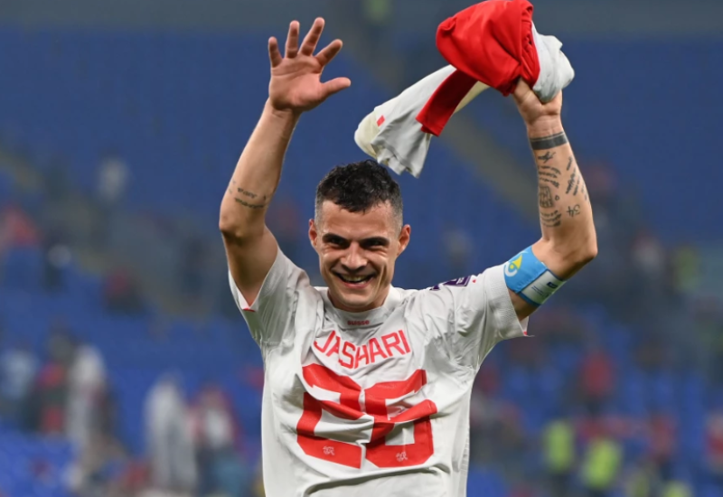 FIFA prihvatila sramno objašnjene provokatora, Džaka bez kazne