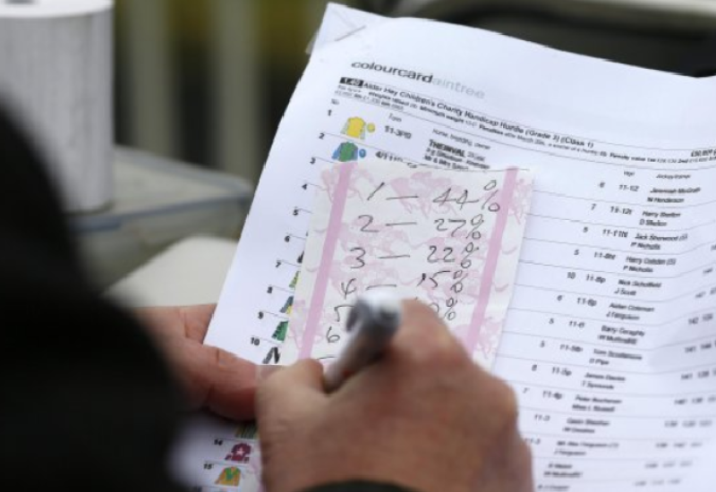 Kriza u BIH: Građani se zadužuju i igraju igre na sreću