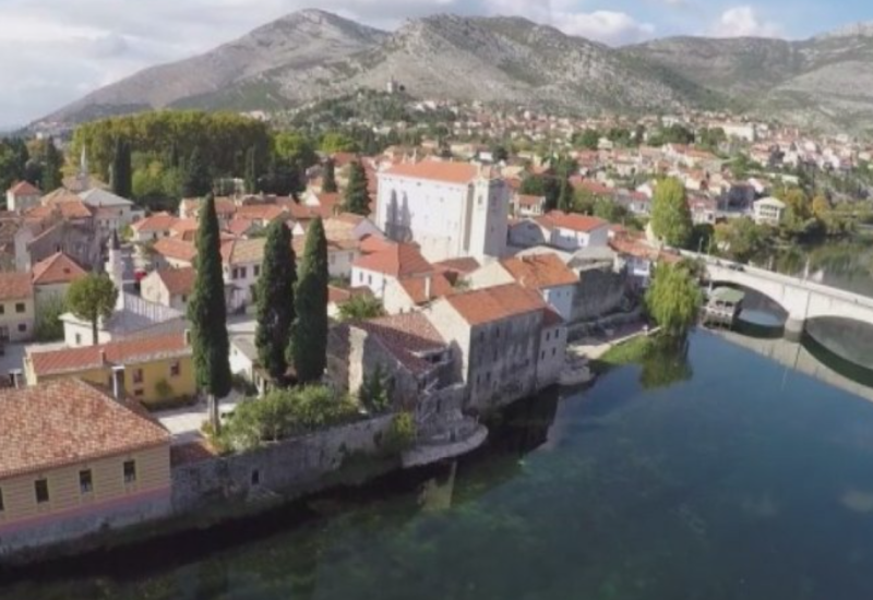 Narandžasto upozorenje na olujni vjetar u Trebinju
