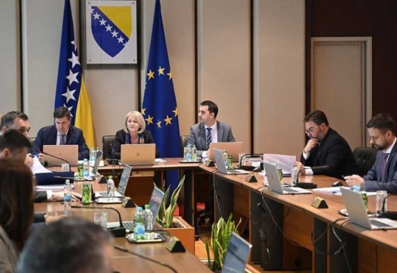 “Trojka” pokrenula smjenu Staše Košarca i Srđana Amidžića