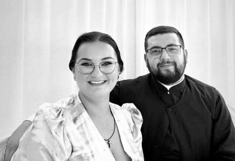 Dan žalosti u Brodu i Derventi zbog pogibije sveštenika Mitrića i njegove supruge